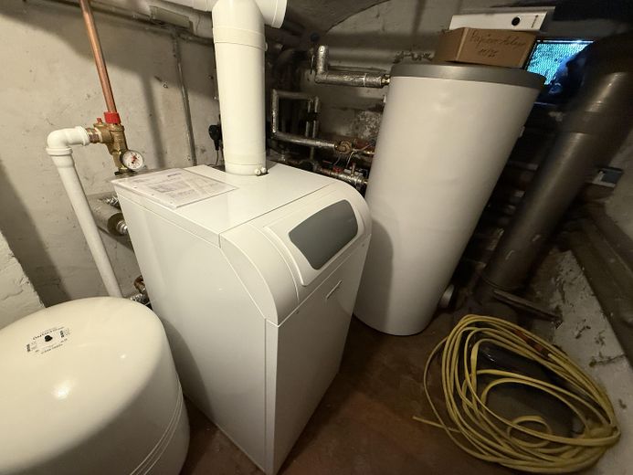 Leere, renovierungsbedürftige Wohnung in Gohlis-Süd – Zdjęcie 10