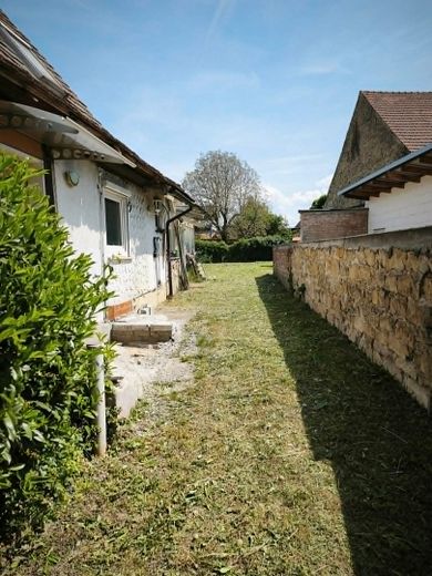 Altes Haus mit großem Grundstück und Potenzial – Foto 2