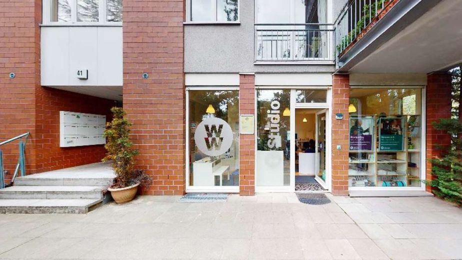 Flexible Gewerbe-/Wohneinheit mit Schaufenster &amp; Stellplätzen - ruhig &amp; citynah bei Berlin – Vor dem Objekt