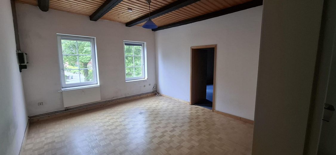 شقة دوبلكس من 6 غرف مع تراس على السطح لمن يرغب في التشكيل الذاتي في Siebenbäumen – Zimmer 2