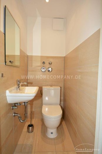 Appartamento di 4 locali completamente arredato a Tiergarten, vicino al KaDeWe – 02b9eb8307f970bd9b0833b4125ddcda52baabfd.jpg