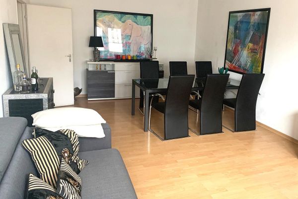 TOP location!!! very bright and modern (possibly furnished), directly by the city park with a large separate kitchen
