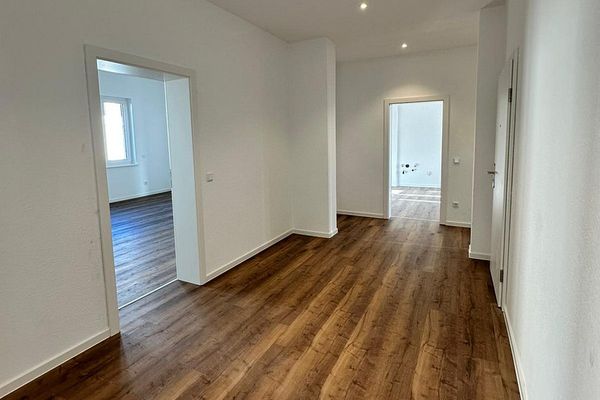 Erstbezug nach Kernsanierung – 133 m² | 3,5 Zimmer | Toplage am Kaiserwall