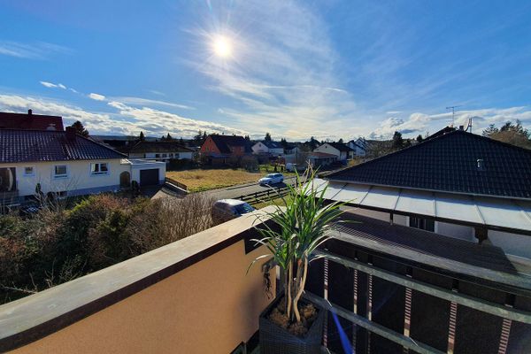 Accogliente appartamento mansardato di 3 locali a Großenseebach