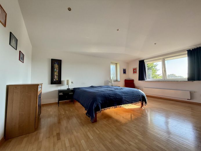 Großzügiges Einfamilienhaus – फोटो 18