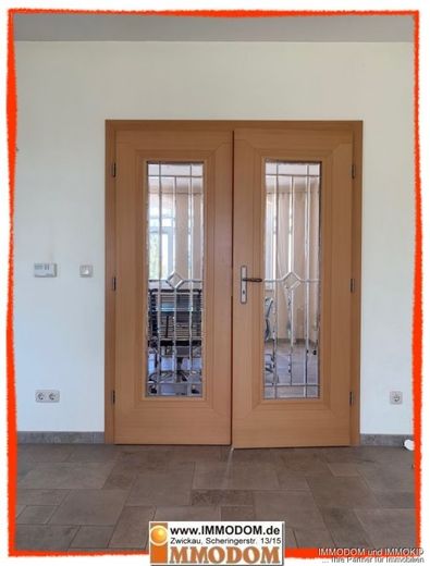Hochwertiges Wohnhaus mit Maisonetten-Wohnung und 2 Einliegerwohnungen in Zwickau zu verkaufen! – Wohnen/ Tür zum Arbeitszi.