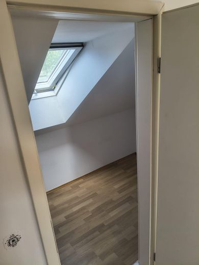 Helle 3 Zimmer Wohnung in 84085 Langquaid – Foto 8