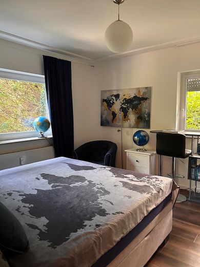 Charmante, voll möblierte 4-Zimmer-Wohnung mit 95 m² in Heilbronn – Zdjęcie 1
