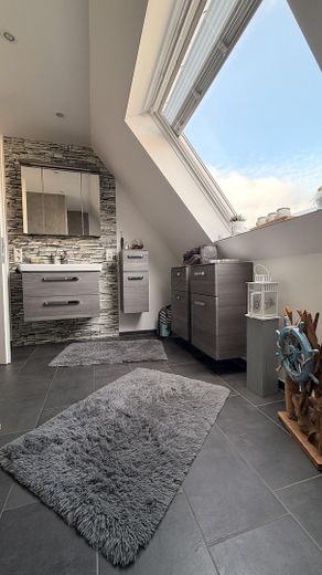 Obergeschoss: Badezimmer