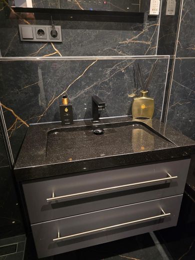 Von Privat! Hochwertige 4ZKB EG Wohnung, Terrasse am Waldweg in HH. Kapitalanlage oder Selbstnutzung – Foto 2