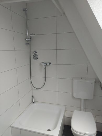 Schöne , helle 2-Zimmer Wohnung / Altbau in Kiel-Gaarden – Foto 8
