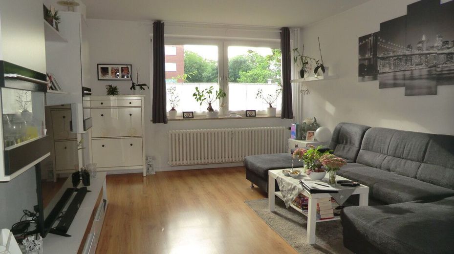 *Schnuckelige und gut vermietete Terrassenwohnung in NMS-Ruthenberg !!!* – Wohnzimmer 1