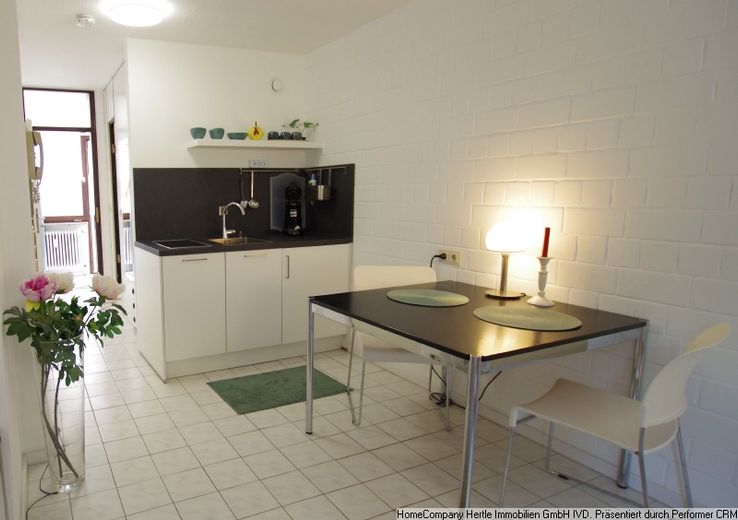 In voorbereiding: Stijlvol en comfortabel gemeubileerd met balkon aan de Schlossberg voor 3 maanden in de oude binnenstad, Freiburg – b2744a1cc7a47754f2e9857be50771da112e85b2.jpg