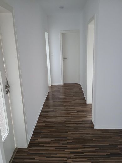 Viel Platz im grünen KS-Ost 4 ZKB Balkon 123 m² Keller EBK – WJ-00131_bild_004.jpg