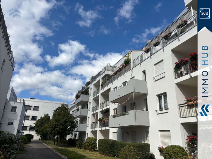 ++ Terrasse + 2 Balkone + 1 Stellplatz – Bezugsfreie 3-Zimmer-Wohnung im Zentrum-Süd ++ – 5489231-CbGLBXhK9xY8kmtxLhHS5WiG-Wohnanlage (2).jpg