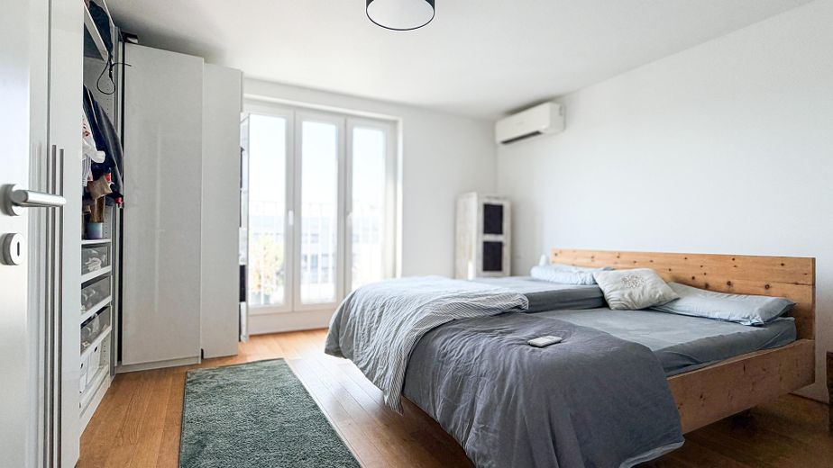 Ohne Makler: Seltene Kombi aus Stadt, Ruhe und  & außergewöhnlicher Ausstattung (Klimaanlage,...) – Schlafzimmer