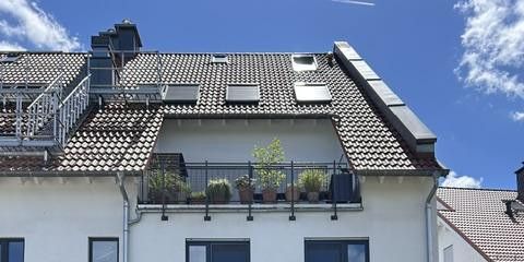 Wunderschöne Wohnung mit Garten in ruhiger Lage – Außenansicht zur Hofseite