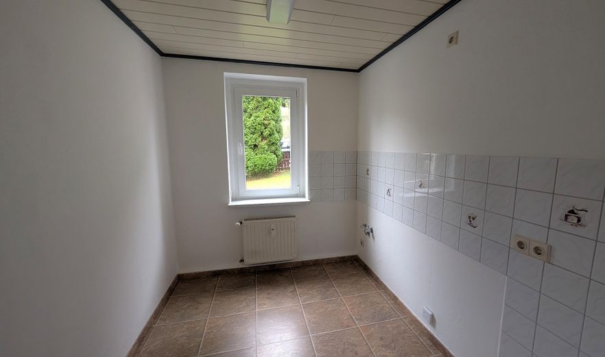 Idyllisch mit Schlossblick - großzügige renovierte 5-Zimmer-Wohnung mit 114 m² & 2 Bädern – zweite Küche oder Esszimmer