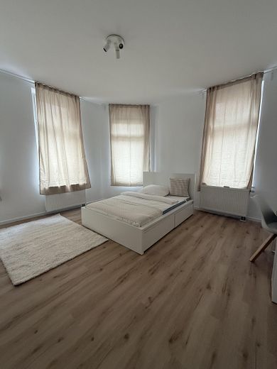 Zimmer 4