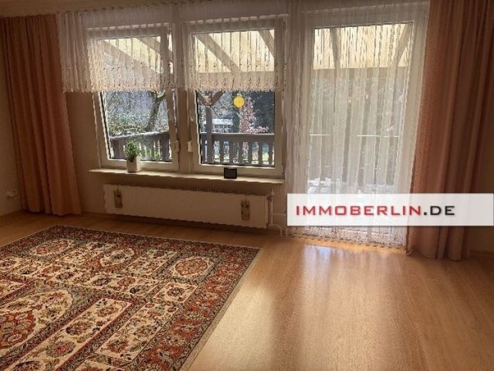 IMMOBERLIN.DE - Graziosa casa con giardino esposto a sud e garage sotterranei vicino a boschi e laghi – Photo 1