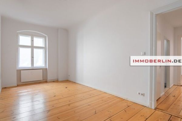 IMMOBERLIN.DE - Sehr angenehme Stuck-Altbauwohnung in ruhiger Lage