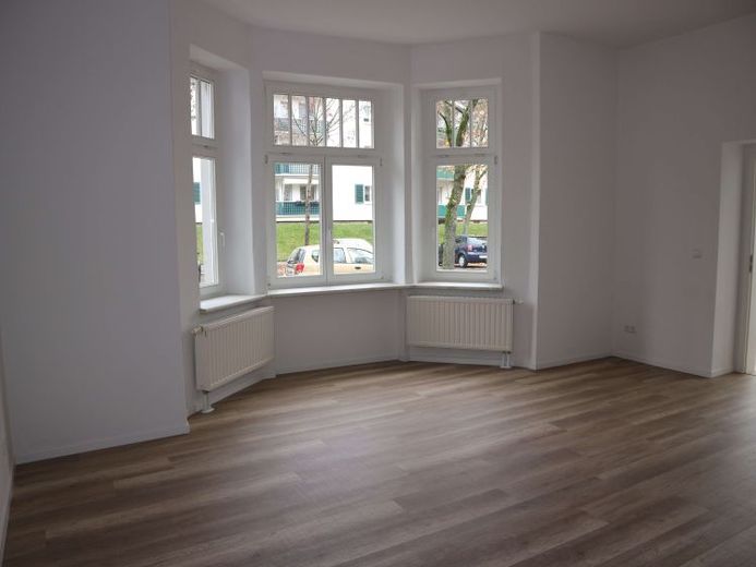 2 Monate kaltmietfrei - helle Räume - Tageslichtküche - Gäste-WC – Foto 1