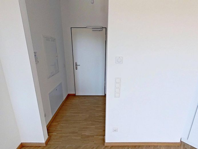 2-Zimmer-Neubauwohnung mit EINBAUKÜCHE und BALKON im Erstbezug *HERBSTSPECIAL: 13. Monatsmiete FREI* – Eingangsbereich
