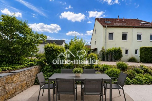 Furnished 5-room apartment with 2 bathrooms, fitted kitchen and terrace