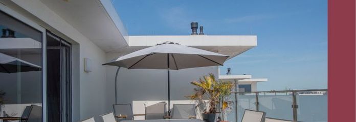 Genuss obenauf! Maisonette mit Dachterrasse, Luxus-EBK, ... und vielen weiteren Annehmlichkeiten!