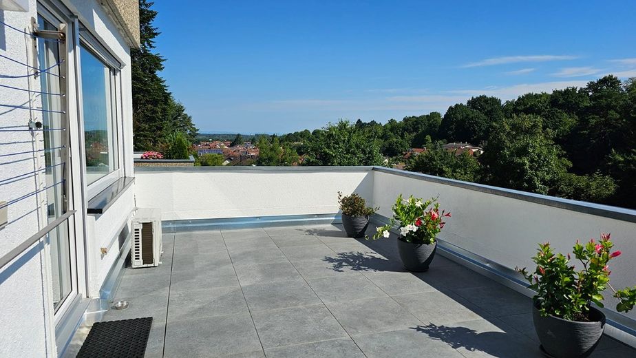 Attraktive 4,5-Zimmer-Terrassenwohnung – Foto 11