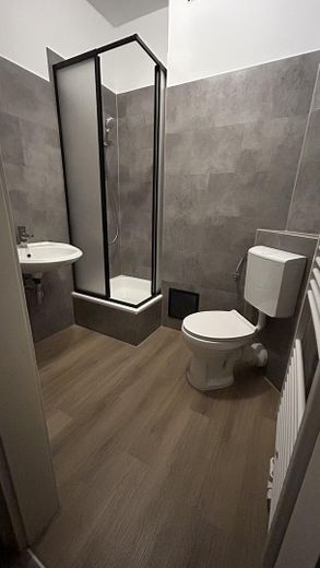 Modernisiertes Badezimmer