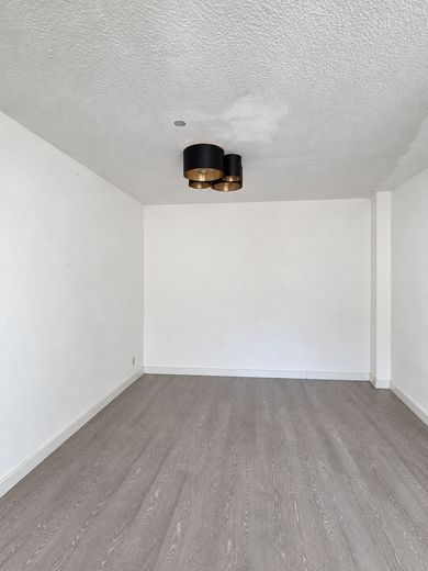 Gemütliche 2-Zimmer-Dachgeschosswohnung mit Balkon und Einbauküche in ruhiger Lage – Foto 7