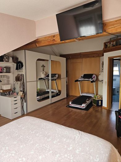 Maison mitoyenne centrale exclusive avec piscine et climatisation – Schlafzimmer