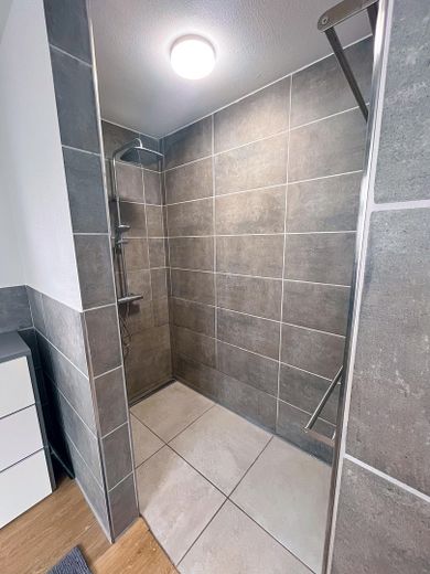 Dusche OG