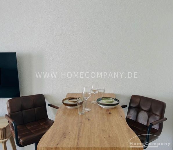 Appartamento 2-ZKB affascinante, appena ristrutturato, in posizione centrale a Saarbrücken – 4a924e26689977288c713b7b433d6f4d31e2bb24.jpg