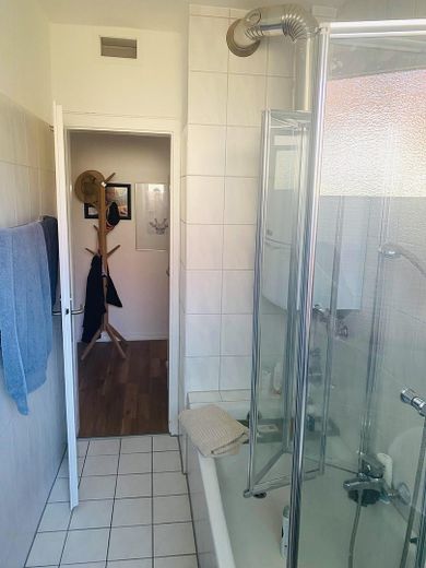 Agradable vivienda de 4 habitaciones con balcón en Hildesheim – Badezimmer 