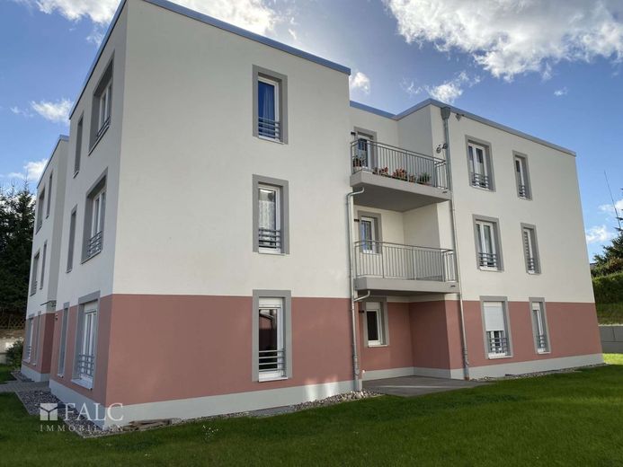Moderne Obergeschosswohnung im Solarpark Diamant, Barrierefrei, vermietet, mit Terrasse zu verkaufen! – Hausansicht