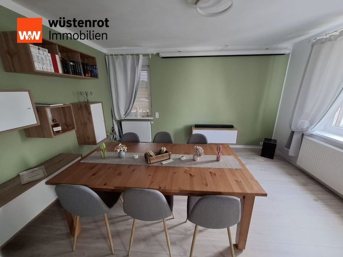 Wohnen mit Charme, Platz und Lebensqualität - Großzügiges Einfamilienhaus auf 1.373 m² Grundstück – Kinoraum im EG