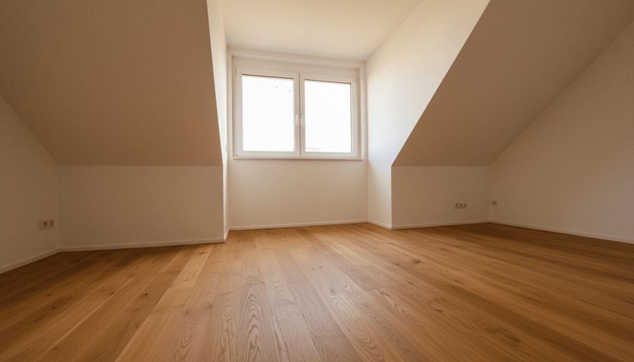WRS Immobilien - Niederdorfelden - casa a schiera di testa come nuova con buone dotazioni + garage – DG - Dachstudio 1