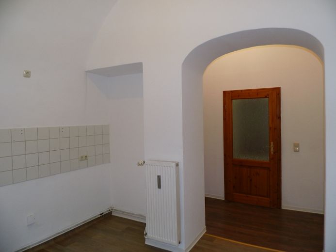 3 Zimmer mit anliegender überdachter Terrasse in der historischen Altstadt – Küche und Vorratsraum