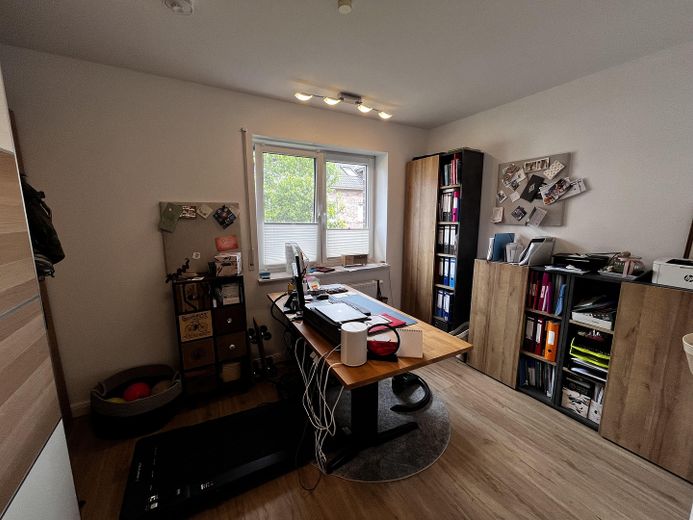 Kinder- bzw. Arbeitszimmer