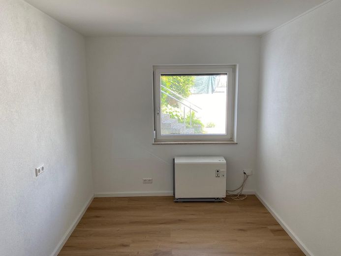 Frisch sanierte 3-Zimmer ETW mit separatem Eingang – Küche
