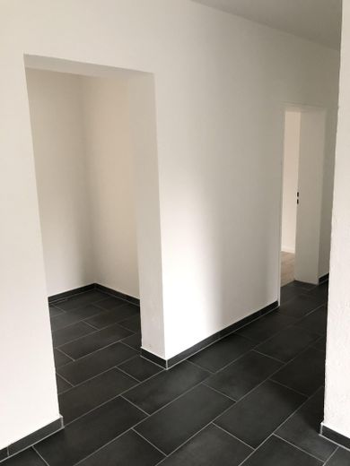 Renovierte 4-Zimmer-Wohnung mit Garten in Rheine-Hauenhorst – Flur