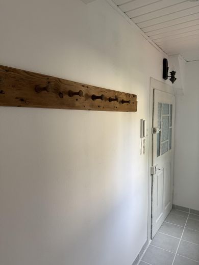 2 ZKB als WG in denkmalgeschütztem Gebäude – 1. Hauseingang