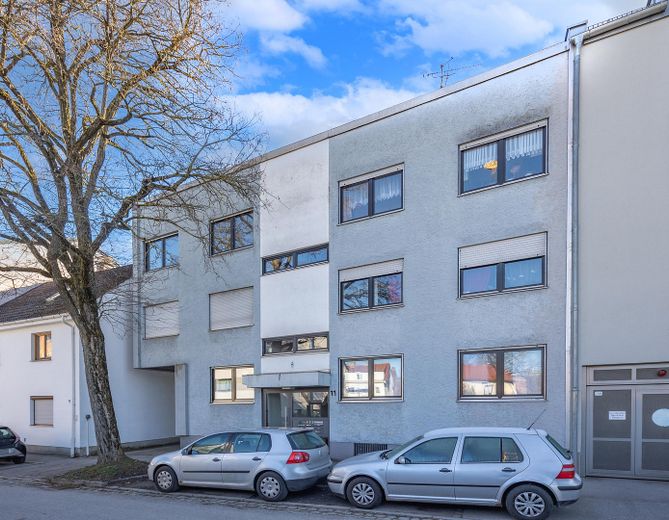 Wunderschöne City Wohnung im Zentrum von Dachau mit Blick auf den Schlosspark! Vollständig möbliert. – Aussenansicht des Gebäudes