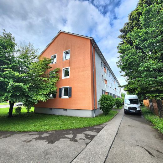 ***Top-renovated 1.5-room apartment in a quiet residential area close to the city centre*** – Aussenansicht