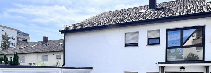 73207 Plochingen: 4-Familien-DHH mit Garten. 2 Garagen, 2 Außenstellplätze. 1 Wohnenheit frei.