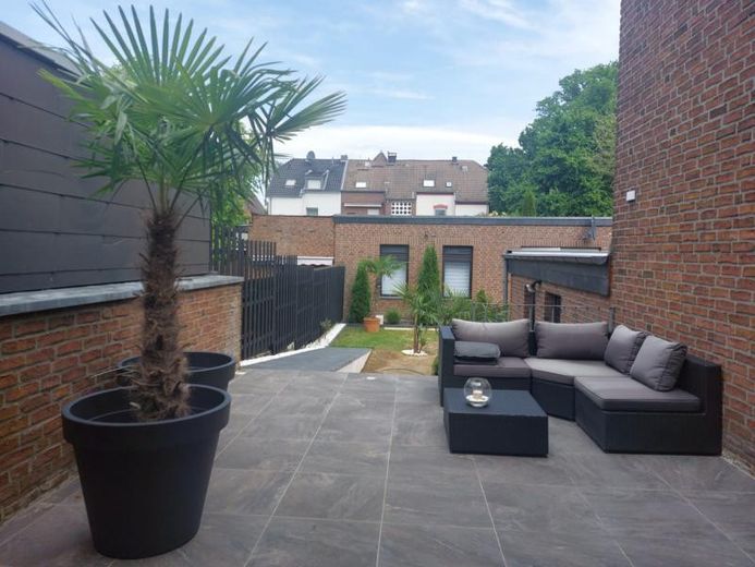 ***4-5-Zimmer Wohnung mit Garten*** – Blick auf den Garten