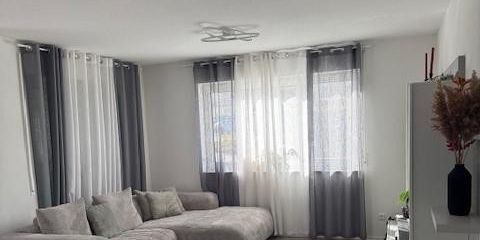 Einziehen und Wohlfühlen: Moderne 3,5-Zimmer Wohnung mit Terrasse in Sulz a.N. - Holzhausen