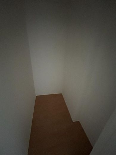 Großzügige 3-Zimmer mit Einbauküche, Balkon, Wannenbad und Laminat in zentraler Lage! SP mgl. – PHOTO-2023-10-20-10-08-26_6